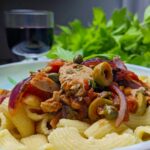 Rezept für Pasta mit Liebstöckel-Thunfisch-Soße