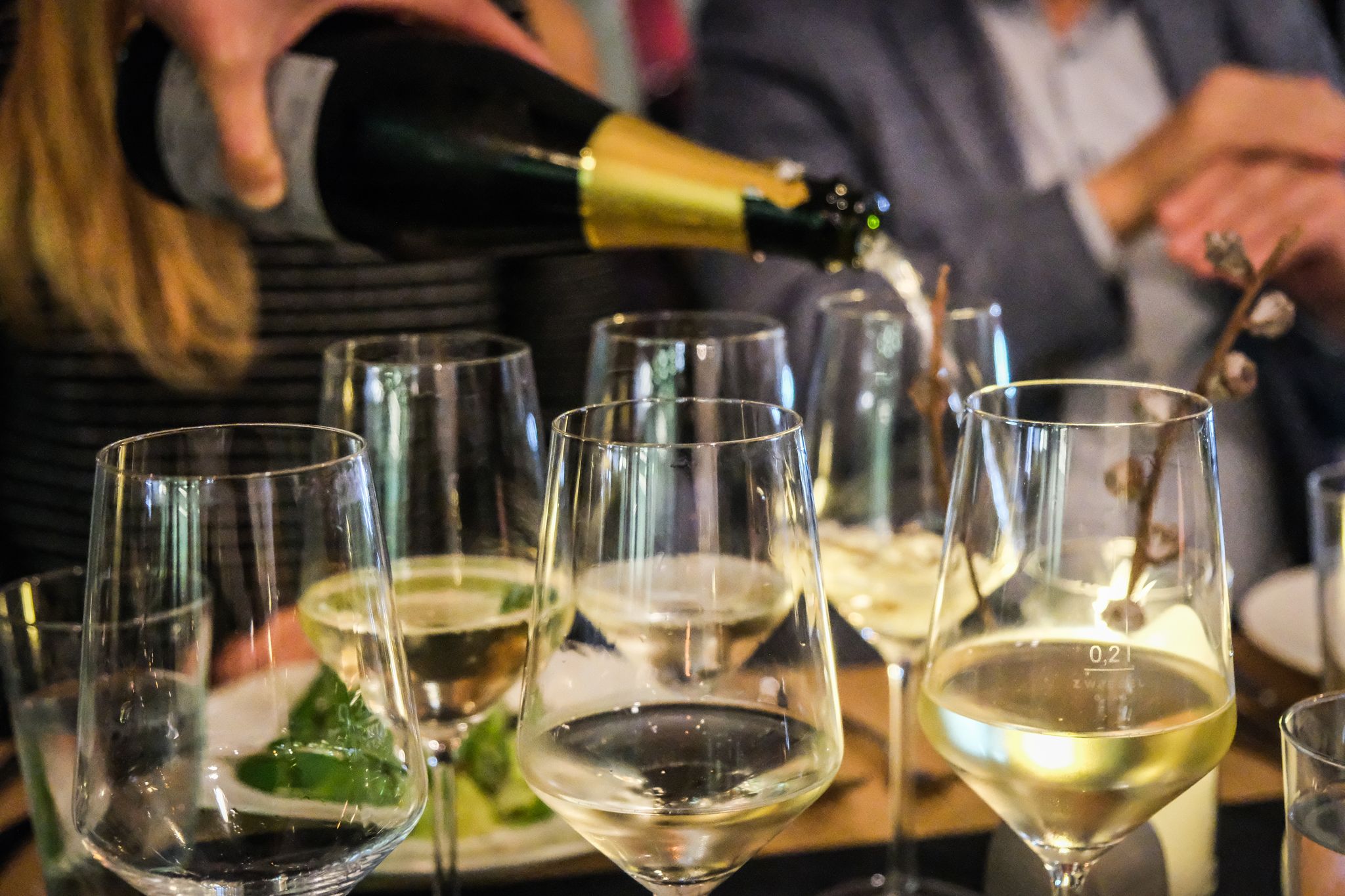 Mit Weinkennern am Tisch: Wie lasse ich mich nicht stressen?
