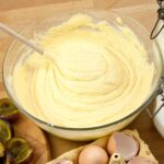 Noch schnell einen Rührkuchen backen? So wird er saftig