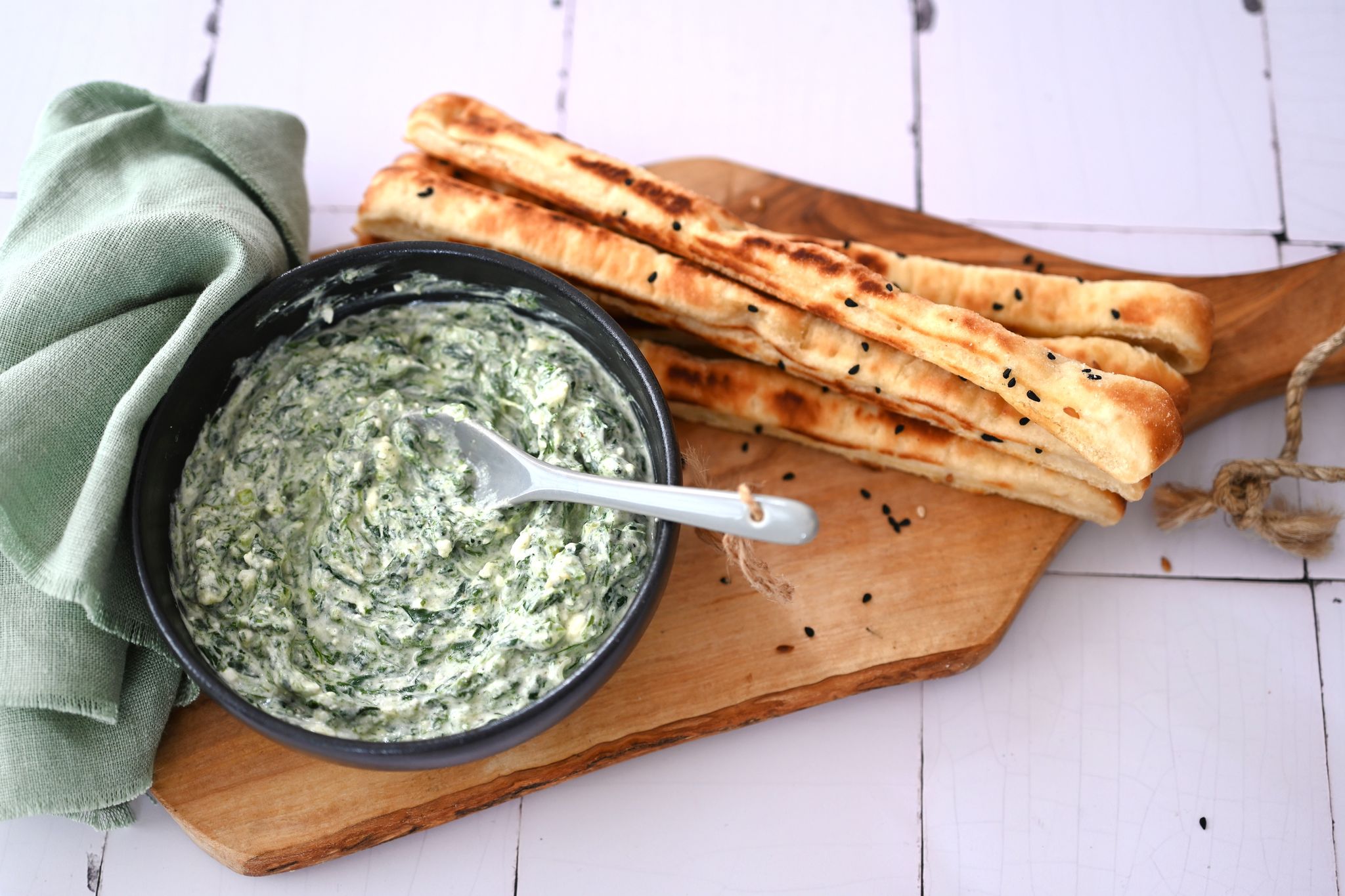 Cremigkeit mit grünem Touch: Spinat-Joghurt-Dip