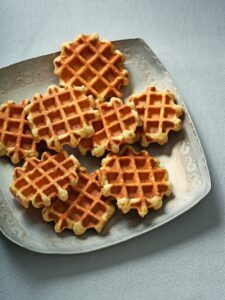 Wohin mit den Resten vom Brotbacken? In Sauerteig-Waffeln!