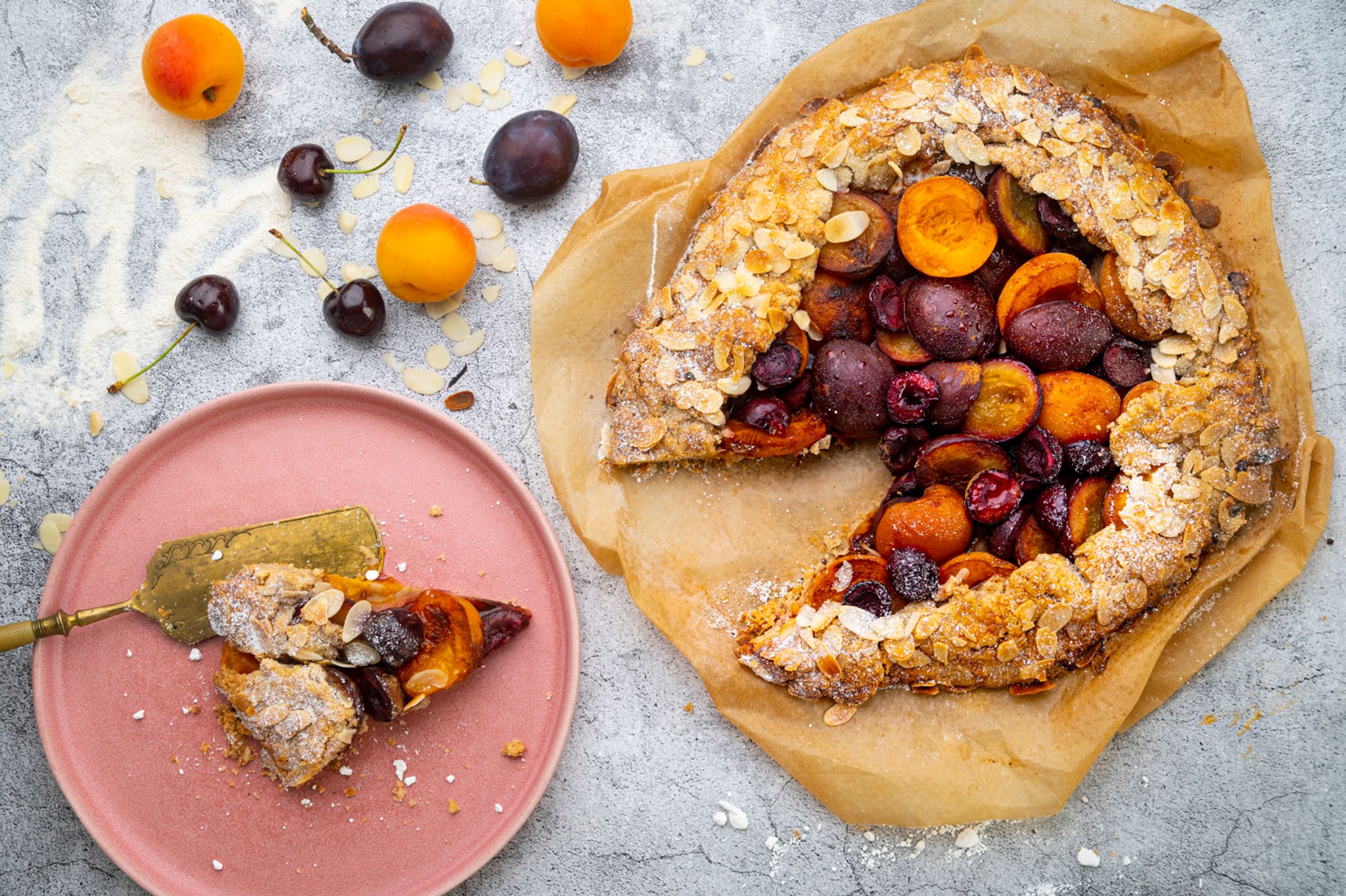 Knusperteig mit Pflaumenfülle: Galette mit süßem Steinobst
