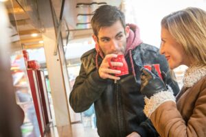 Punsch, das ist Punsch! Was ihn von Glühwein unterscheidet