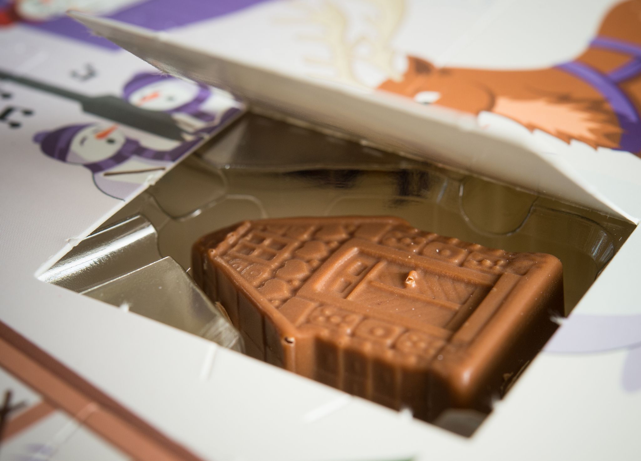 Adventskalender oft mit Alkohol – besser selber backen