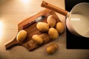 Kartoffeln schneller pellen: So geht’s